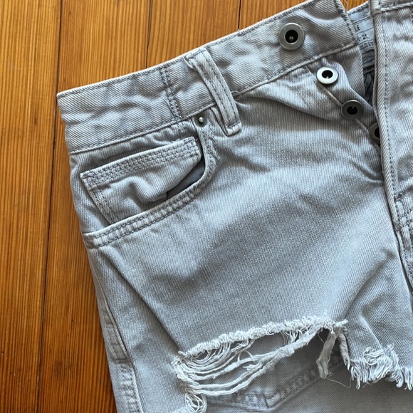 Free People Denim Shorts - Picture 3 of 4